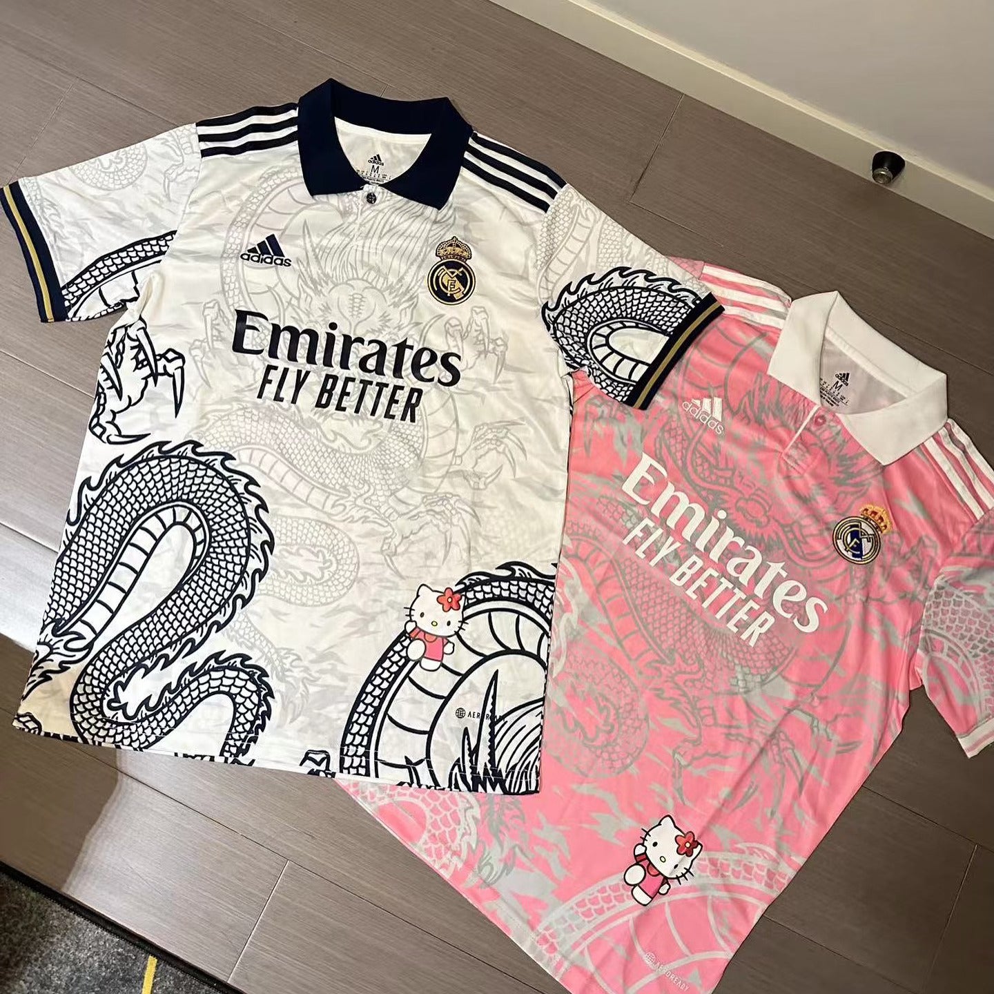 Emirates - Hello Kitty Jersey